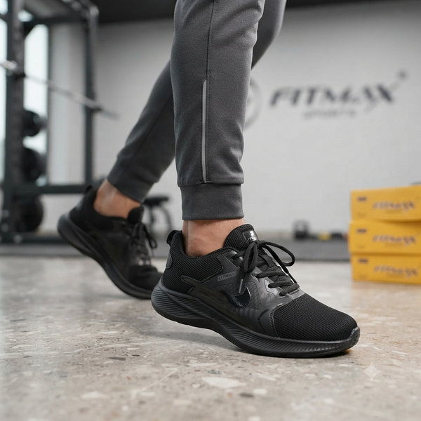 Ultra-Lightweight Sportswear Running Shoes – Sleek Black Design
